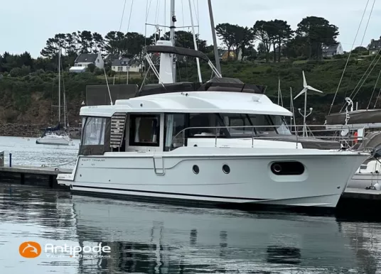 BENETEAU - SWIFT TRAWLER 41 FLY - 42
