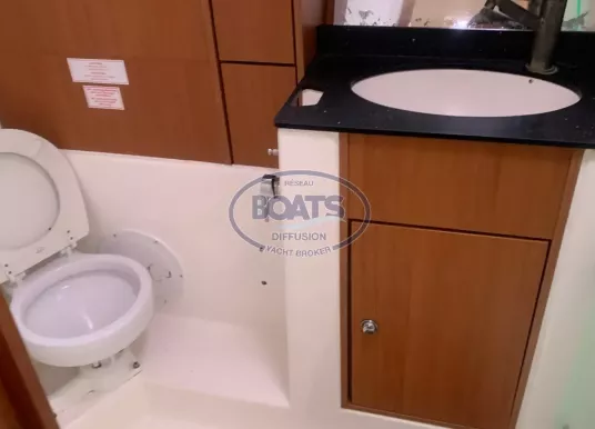 BAVARIA YACHTS - CRUISER 40 - 12