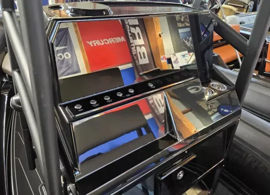 BRIG - NAVIGATOR 22 - 8