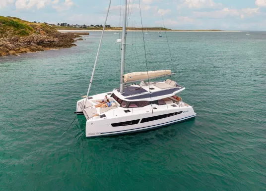 FOUNTAINE PAJOT - FP 41 - 12