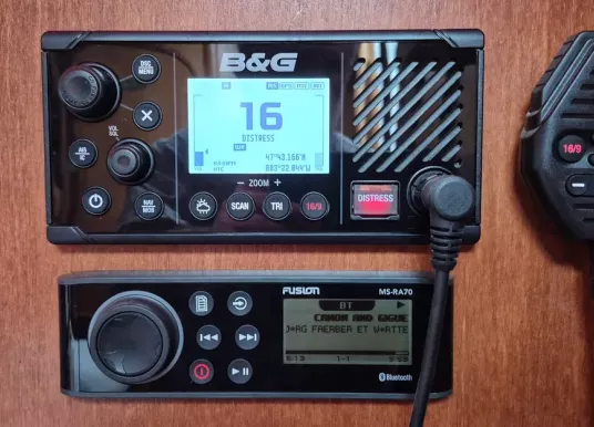 DUFOUR YACHTS - DUFOUR 365 - 3