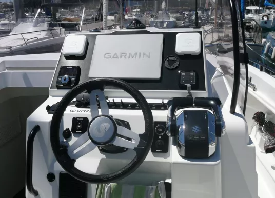 BENETEAU - FLYER 9 SPACEDECK - 8