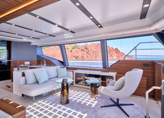 FOUNTAINE PAJOT - POWER 80 - 12