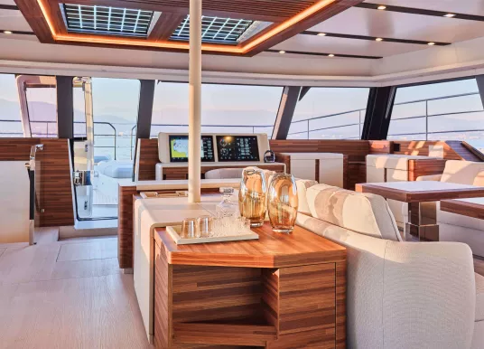 FOUNTAINE PAJOT - POWER 80 - 14