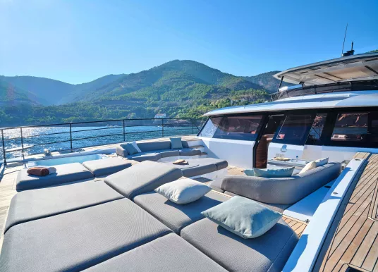 FOUNTAINE PAJOT - POWER 80 - 18