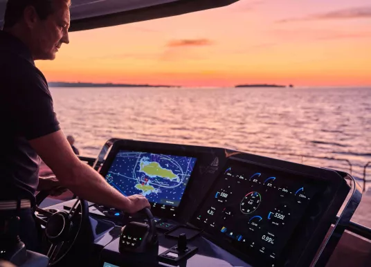 FOUNTAINE PAJOT - POWER 80 - 24