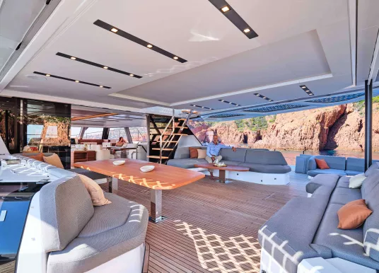 FOUNTAINE PAJOT - POWER 80 - 8