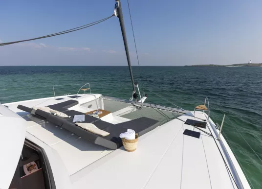 FOUNTAINE PAJOT - AURA 51 - 11
