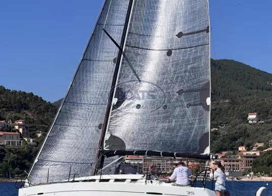 BENETEAU - FIRST 35 GTE - 12