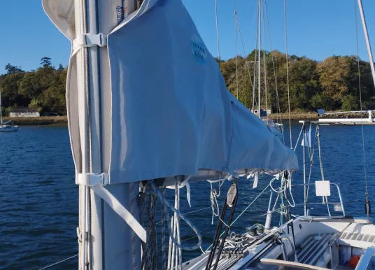 BENETEAU - FIRST 325 - 26