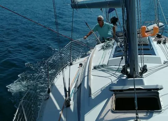 BENETEAU - FIRST 325 - 8