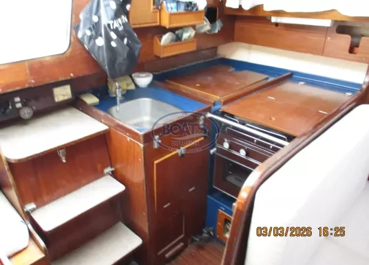 DUFOUR YACHTS - DUFOUR 3800 - 10