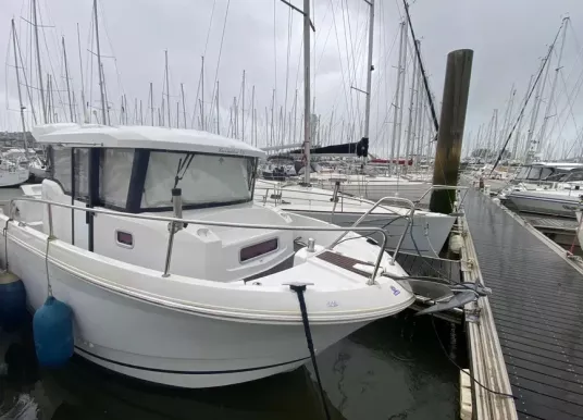 JEANNEAU - MERRY FISHER 855 - 2