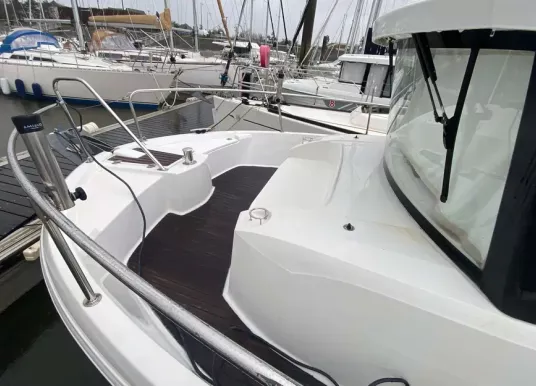 JEANNEAU - MERRY FISHER 855 - 4