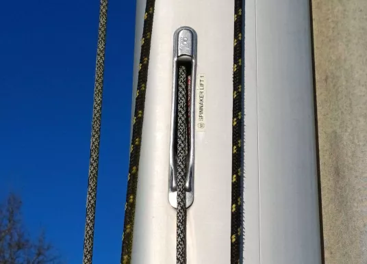 BAVARIA YACHTS - BAVARIA 32 - 34