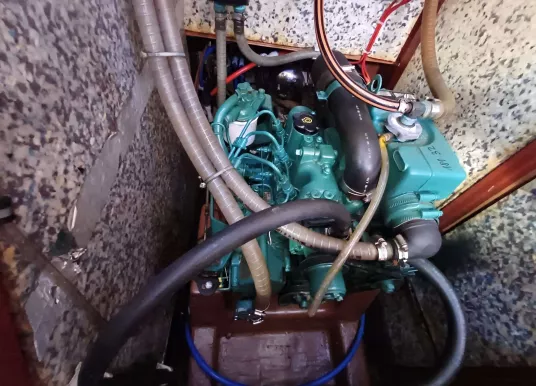 BAVARIA YACHTS - BAVARIA 32 - 39