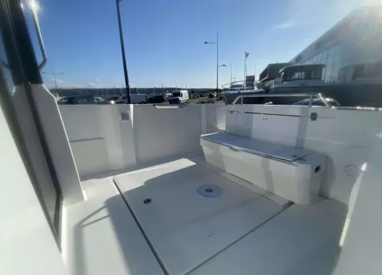 JEANNEAU - MERRY FISHER 695 - 9