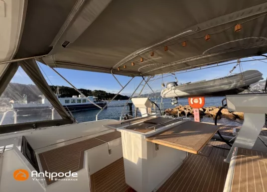 BENETEAU - OCEANIS 51.1 - 11