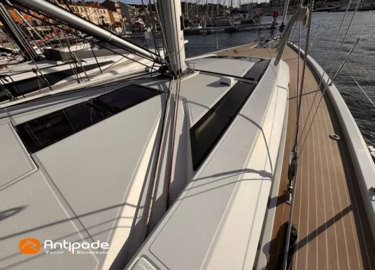 BENETEAU - OCEANIS 51.1 - 28