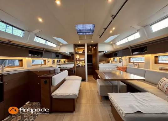 BENETEAU - OCEANIS 51.1 - 63