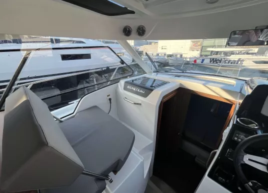 BENETEAU - ANTARES 9 - 11