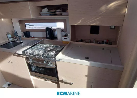 BENETEAU - OCEANIS 37.1 - 9