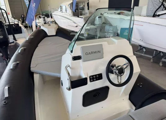 ZODIAC - MEDLINE 6.8 - 3