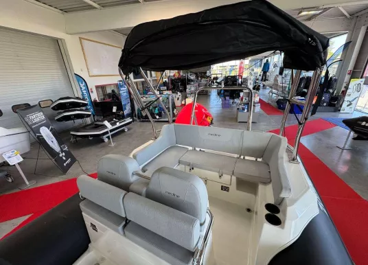 ZODIAC - MEDLINE 6.8 - 4