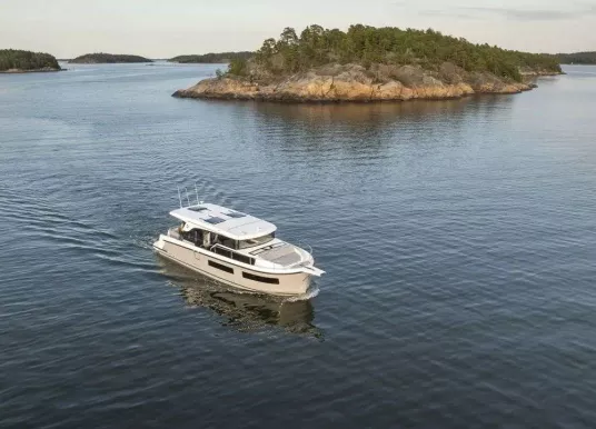 DELPHIA YACHTS - DELPHIA 11 SEDAN - 2
