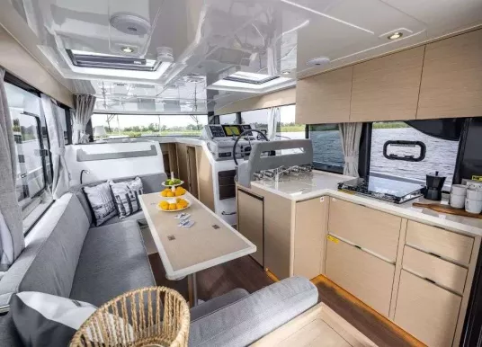 DELPHIA YACHTS - DELPHIA 11 SEDAN - 4