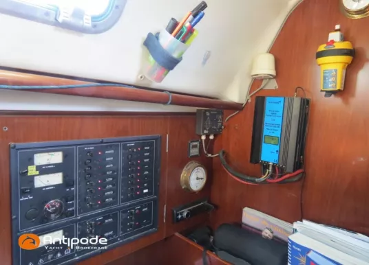 BENETEAU - OCEANIS 411 - 16