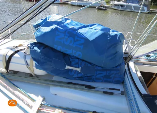 BENETEAU - OCEANIS 411 - 24