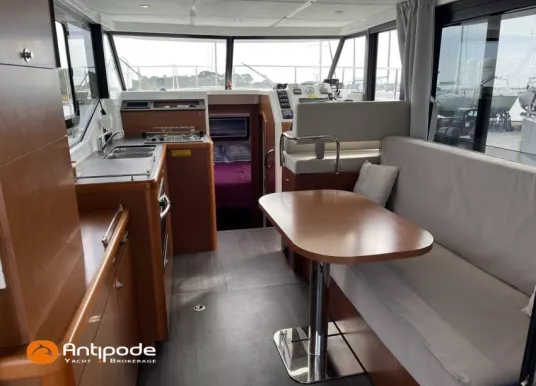 BENETEAU - SWIFT TRAWLER 30 - 34