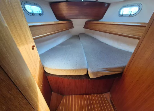 JEANNEAU - SUN ODYSSEY 42.2 - 4