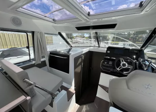 JEANNEAU - MERRY FISHER 1095 COUPE - 14