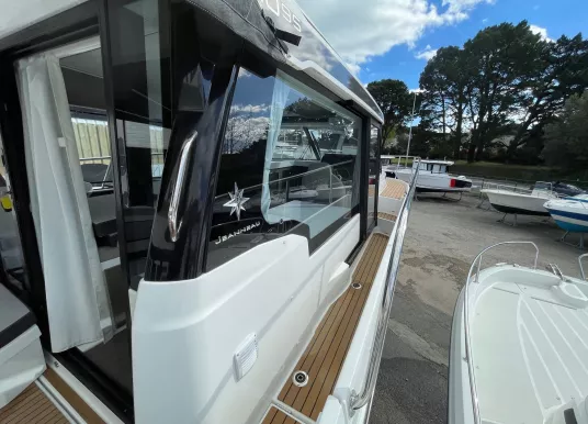 JEANNEAU - MERRY FISHER 1095 COUPE - 9