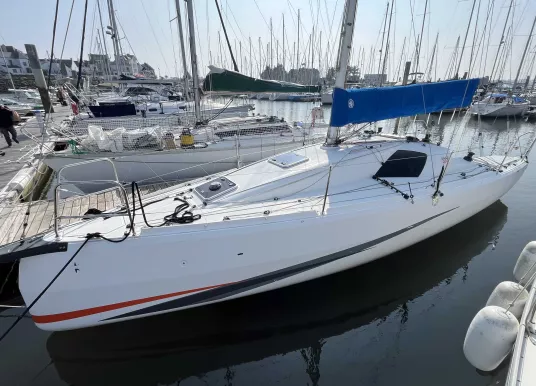 JEANNEAU - SUN FAST 3300