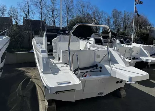 JEANNEAU - CAP CAMARAT 7.5 CC - 2