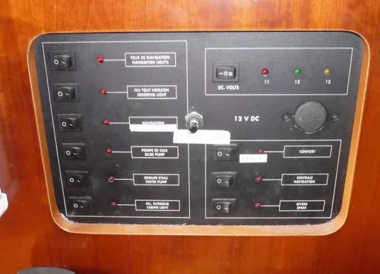 BENETEAU - OCEANIS 331 CLIPPER - 10