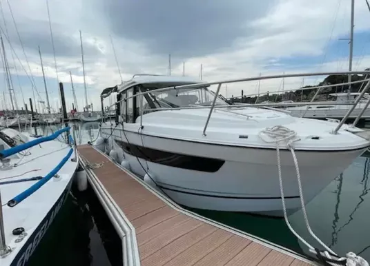 JEANNEAU - MERRY FISHER 895 - 2