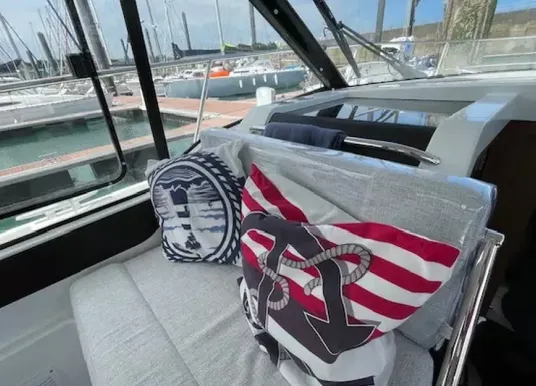 JEANNEAU - MERRY FISHER 895 - 12