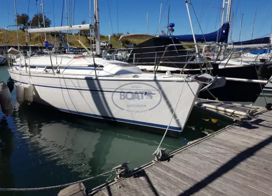 BAVARIA YACHTS - BAVARIA 32 - 2