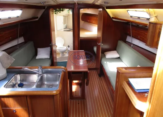 BAVARIA YACHTS - BAVARIA 36 - 2