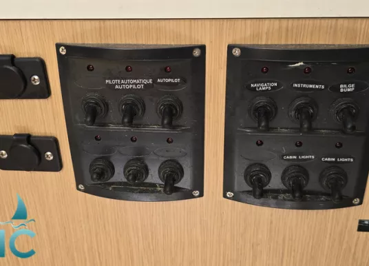 B2 MARINE - DJINN 7 confort - 13