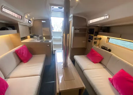 BENETEAU - OCEANIS 34.1 - 19