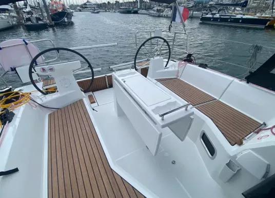 BENETEAU - OCEANIS 34.1 - 8
