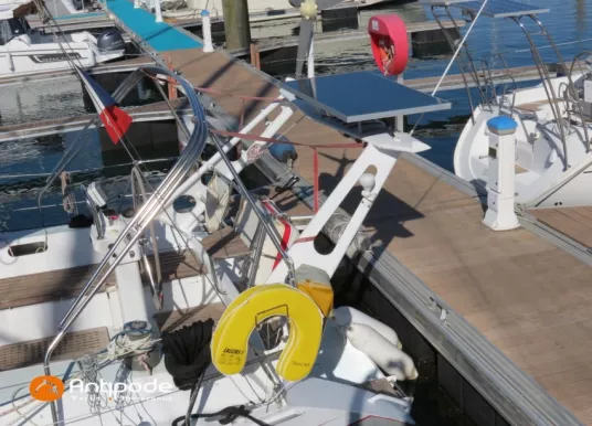 ALUBAT - OVNI 395 - 12