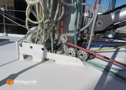 ALUBAT - OVNI 395 - 21