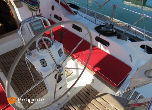 ALUBAT - OVNI 395 - 36