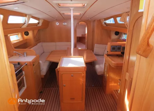 ALUBAT - OVNI 395 - 5